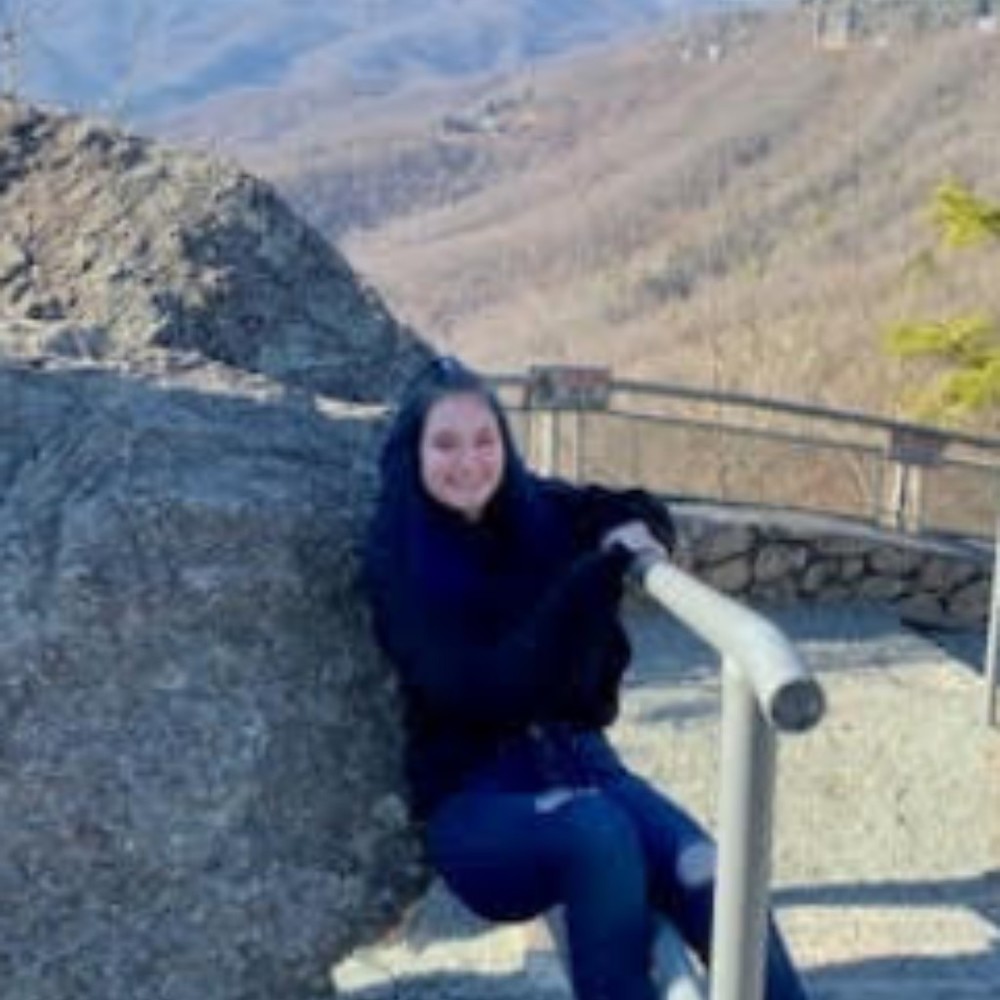 Meet your Posher, Makinsey